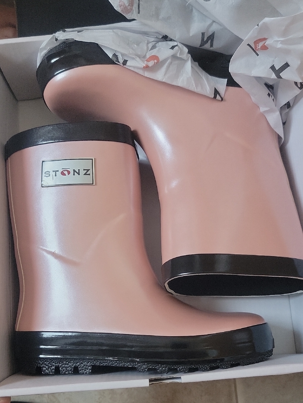 Stonz Metalic Pink Rain Boots with Black Trim. New In Box. Sz. 9T